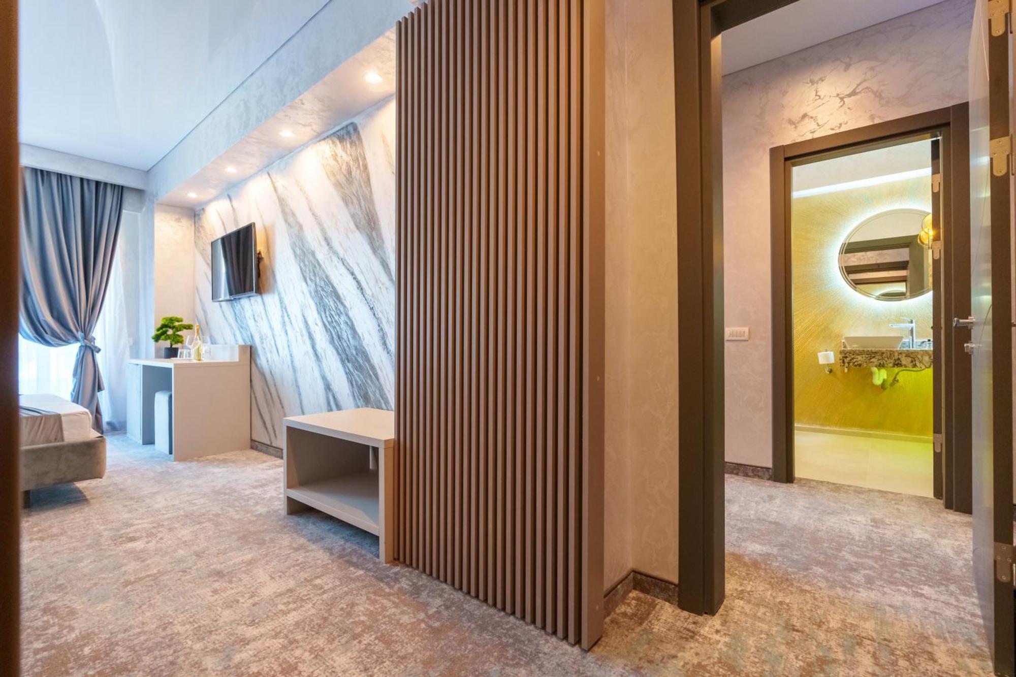 Hotel Kalya Năvodari Esterno foto
